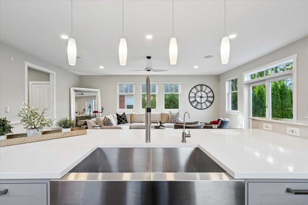 1023 Harris Road, Grayslake, IL 60030