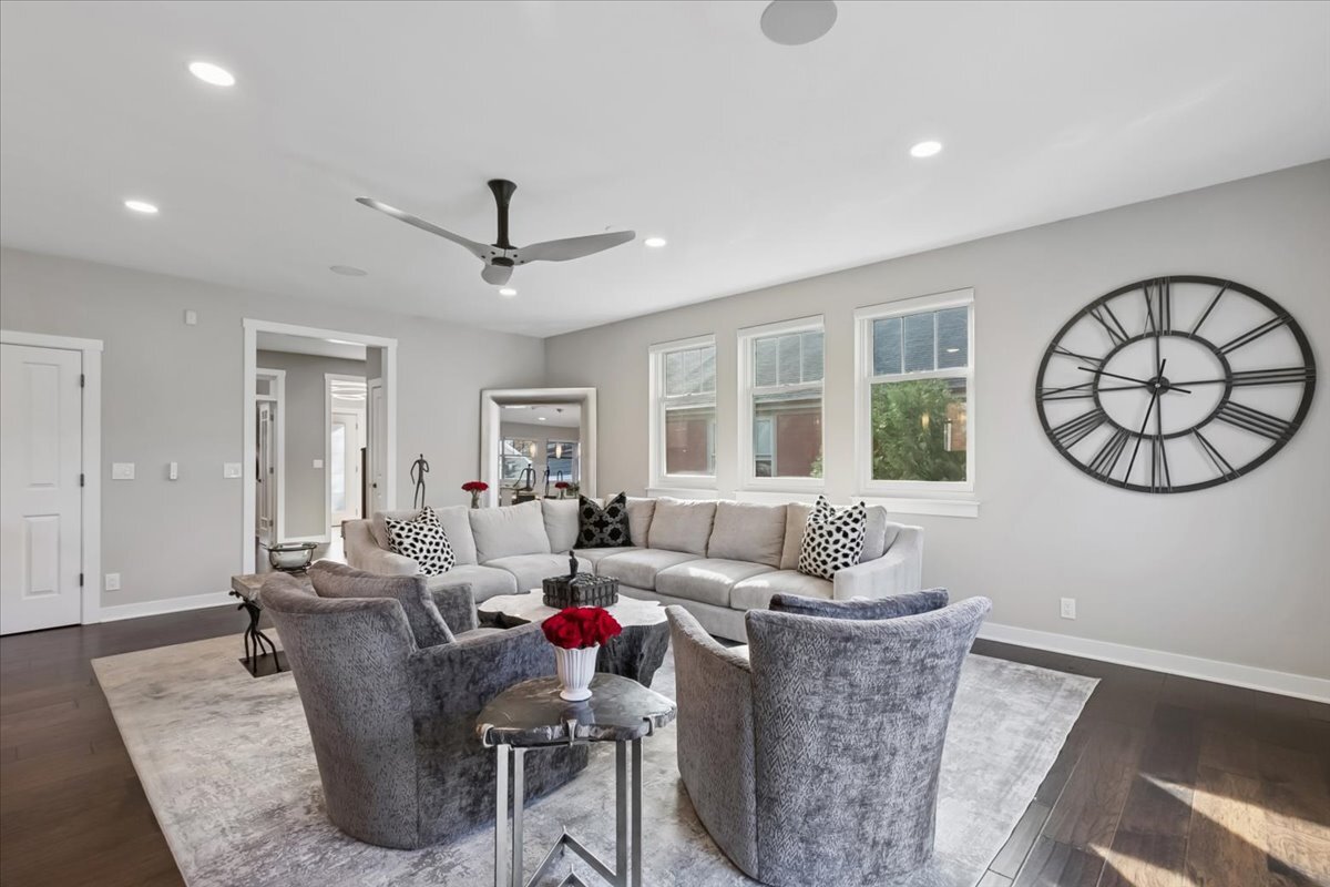 1023 Harris Road, Grayslake, IL 60030