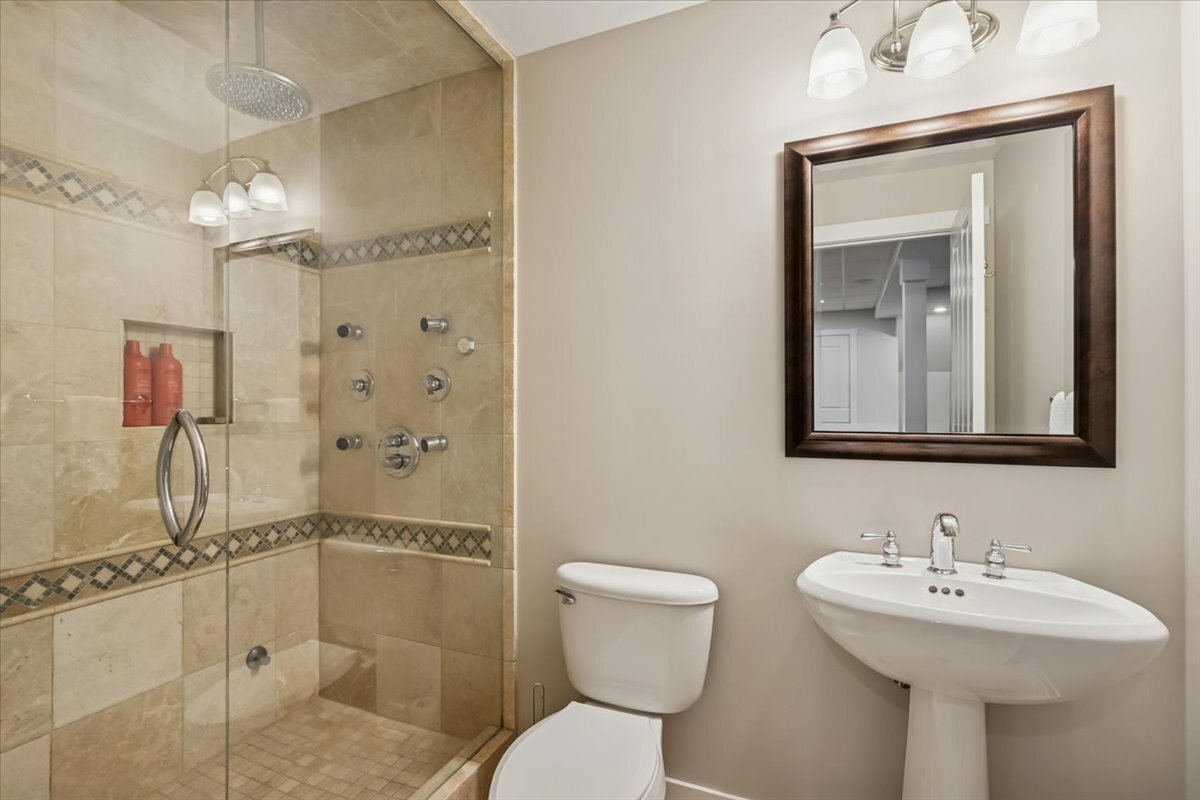 1023 Harris Road, Grayslake, IL 60030