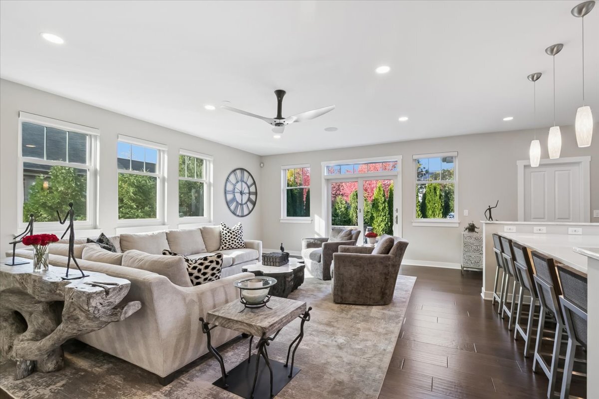 1023 Harris Road, Grayslake, IL 60030