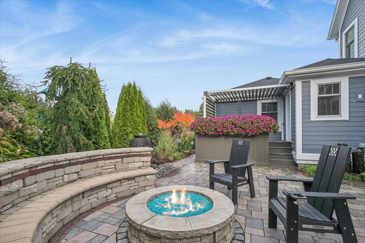 1023 Harris Road, Grayslake, IL 60030