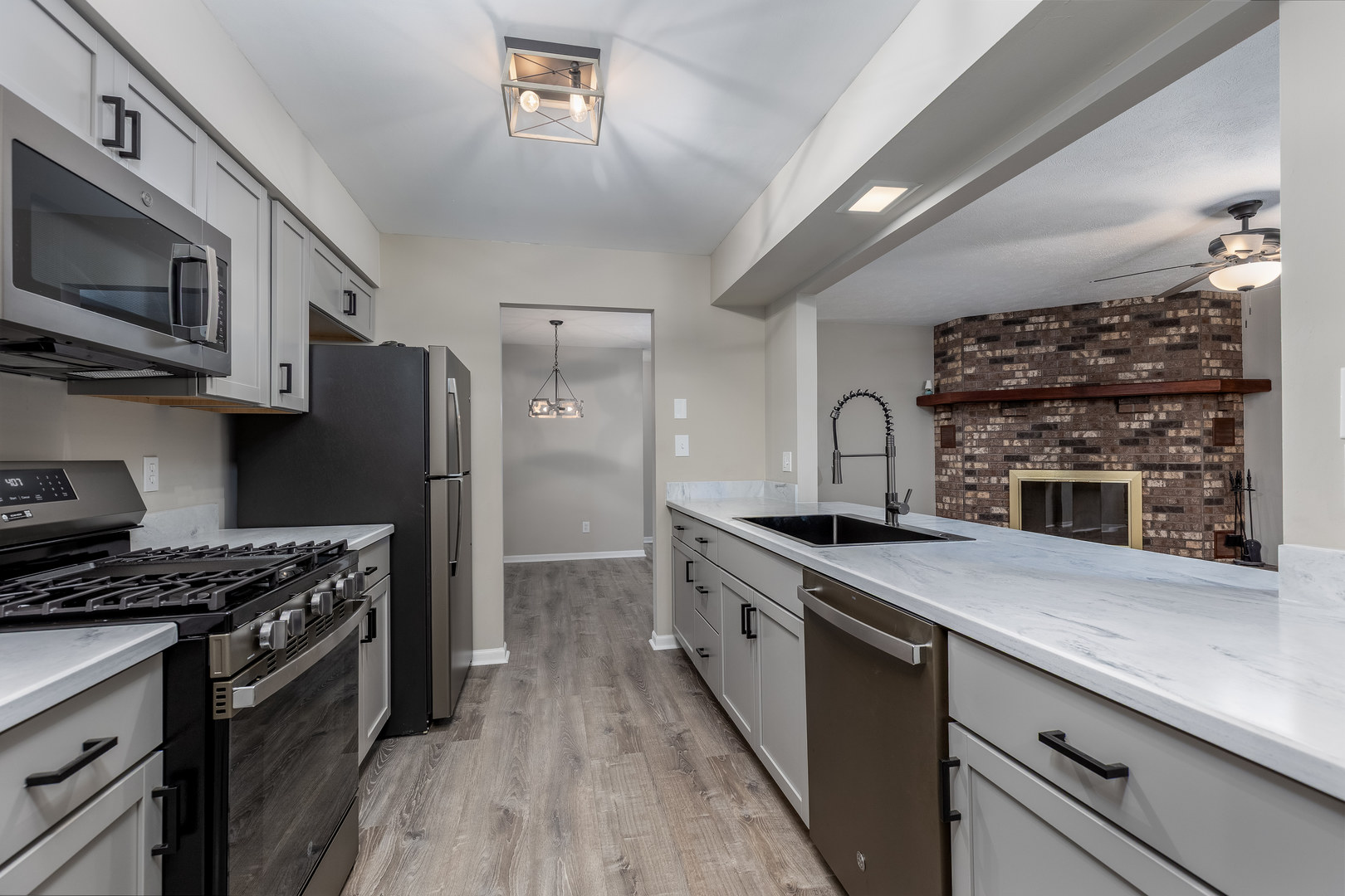 1001 4H Road, Ottawa, IL 61350