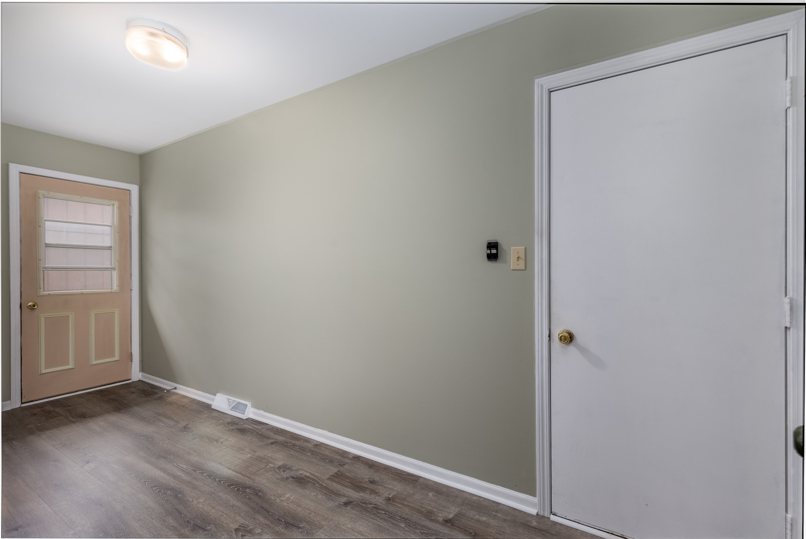 1001 4H Road, Ottawa, IL 61350