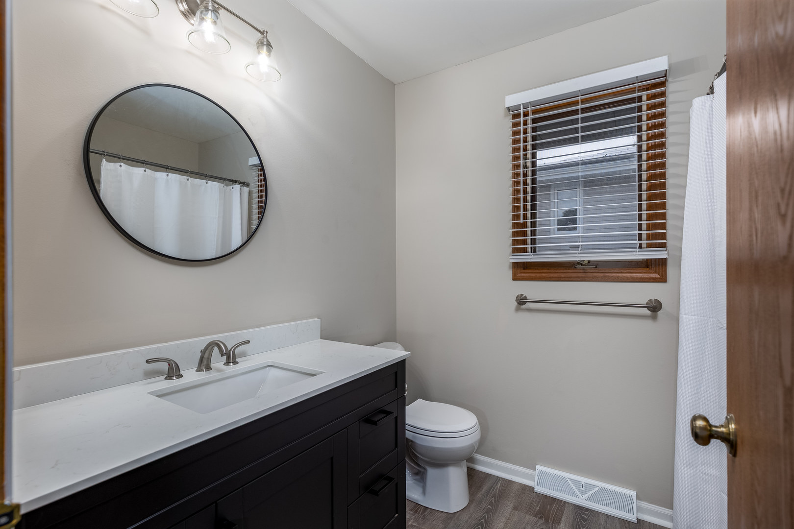 1001 4H Road, Ottawa, IL 61350