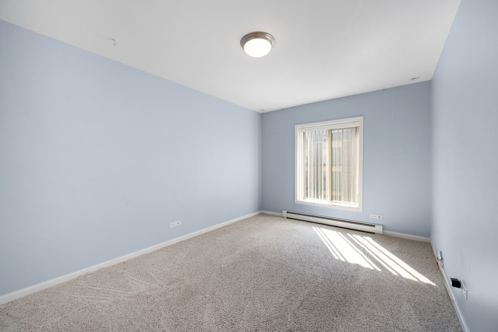 4900 Forest Avenue #204, Downers Grove, IL 60515