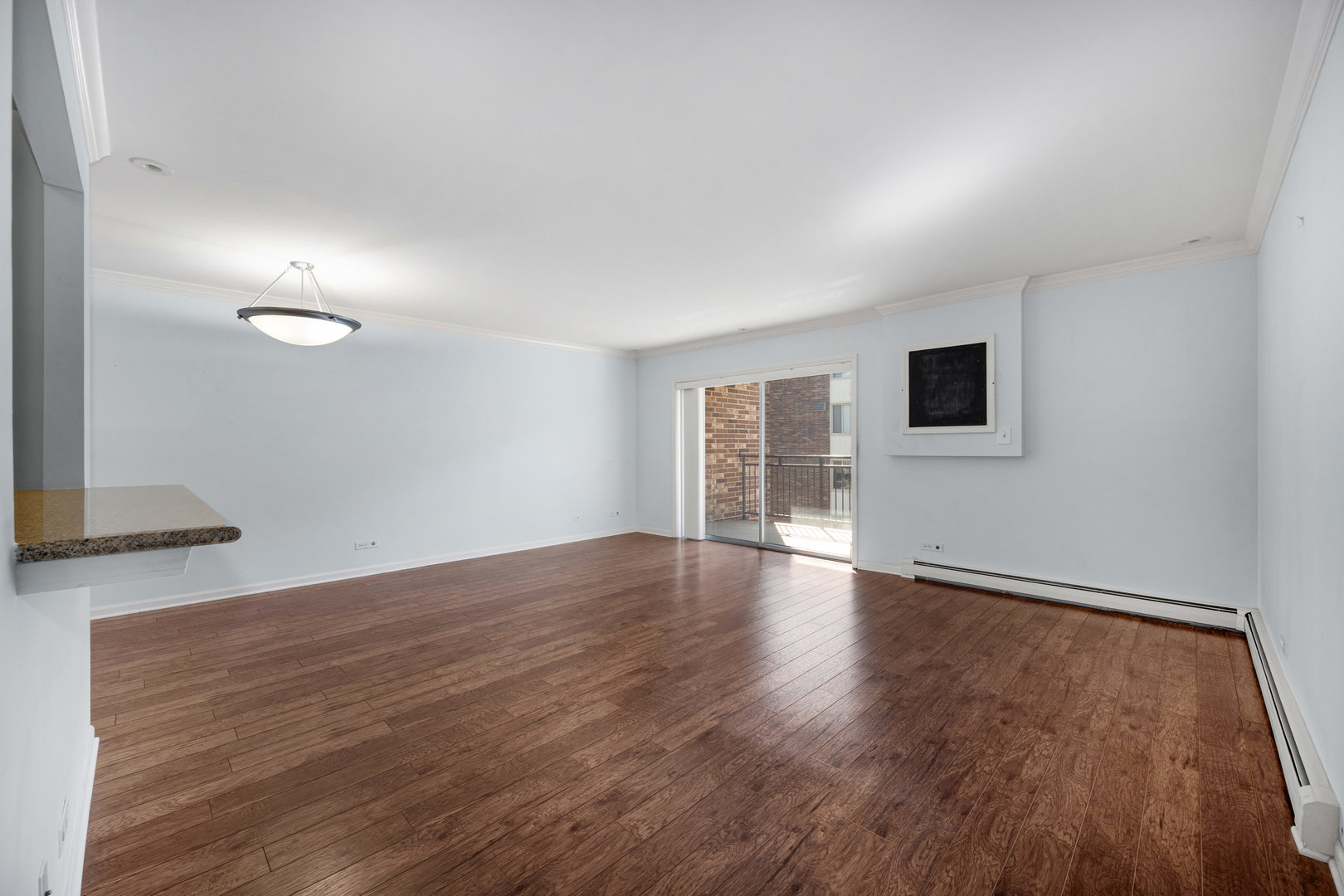 4900 Forest Avenue #204, Downers Grove, IL 60515