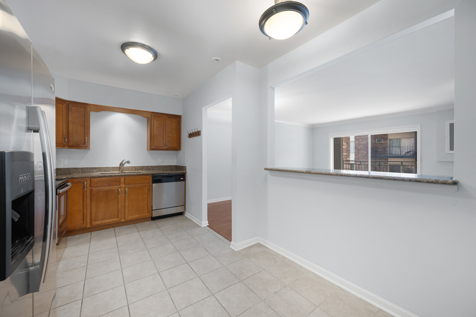 4900 Forest Avenue #204, Downers Grove, IL 60515