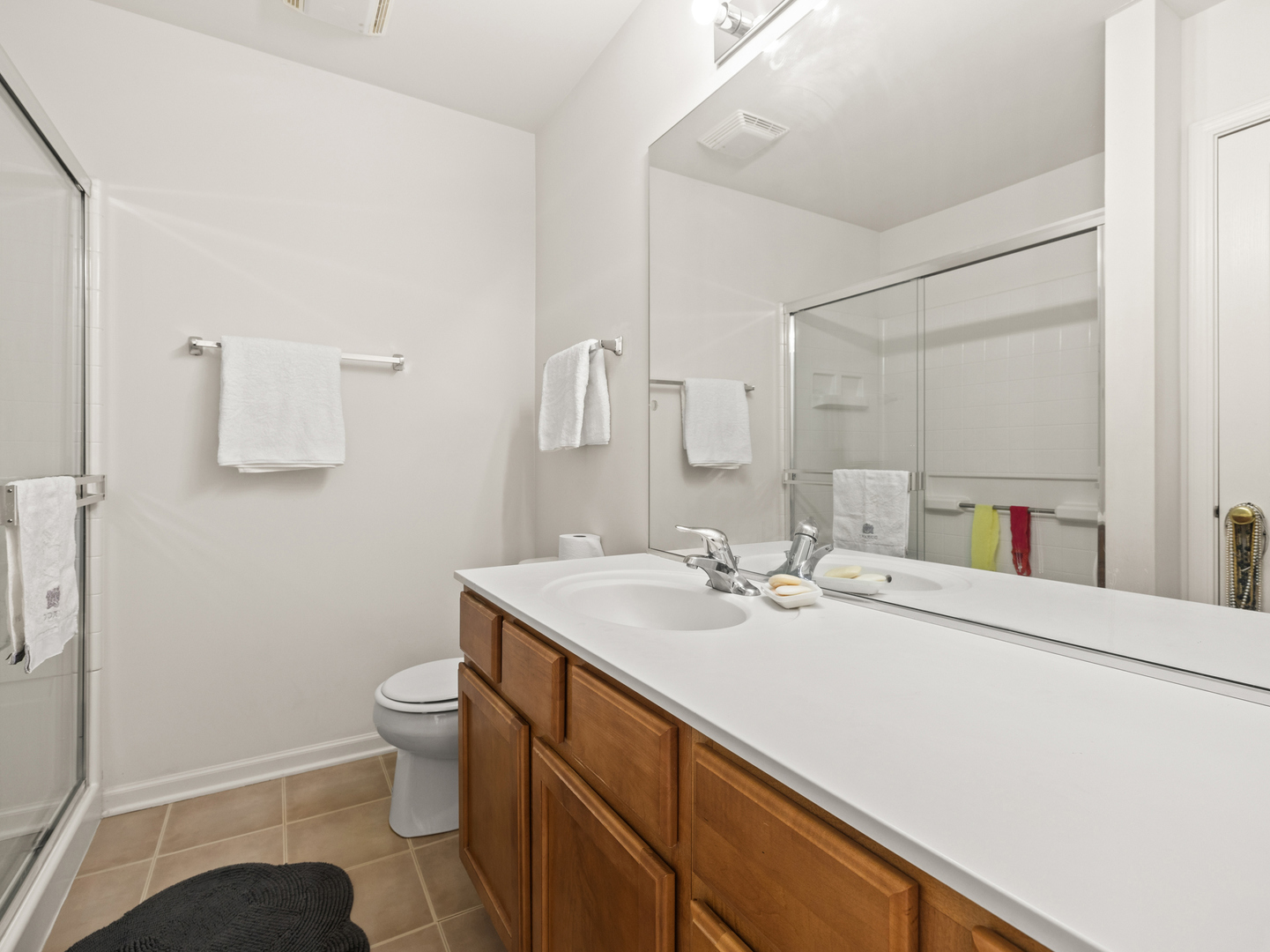 124 W Buckingham Drive, Round Lake, IL 60073