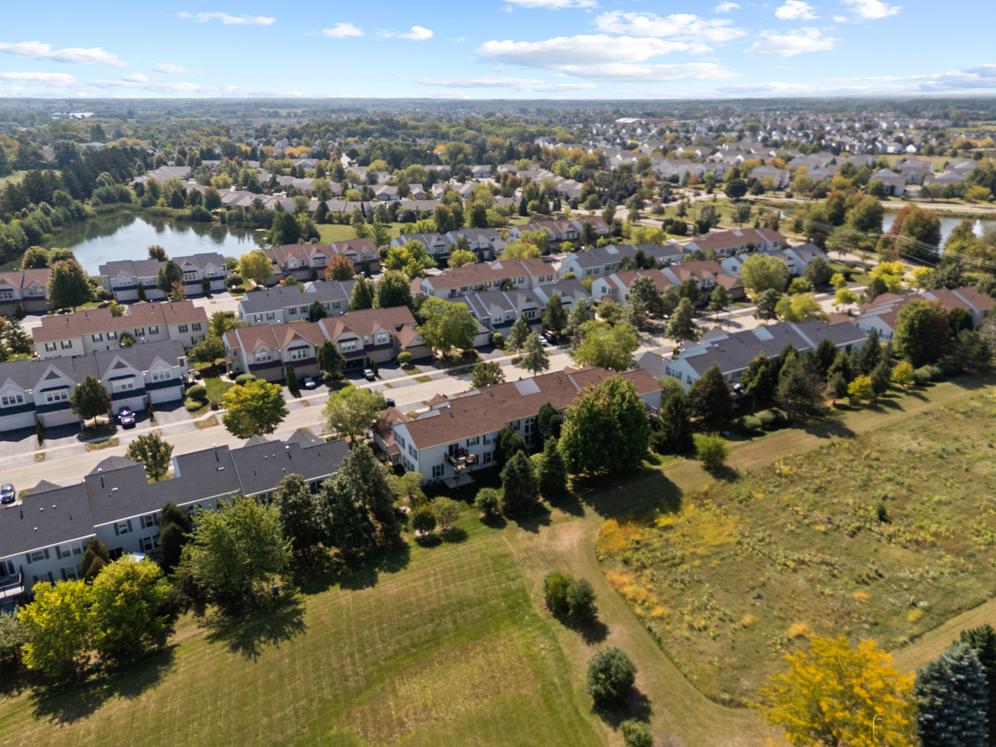 124 W Buckingham Drive, Round Lake, IL 60073