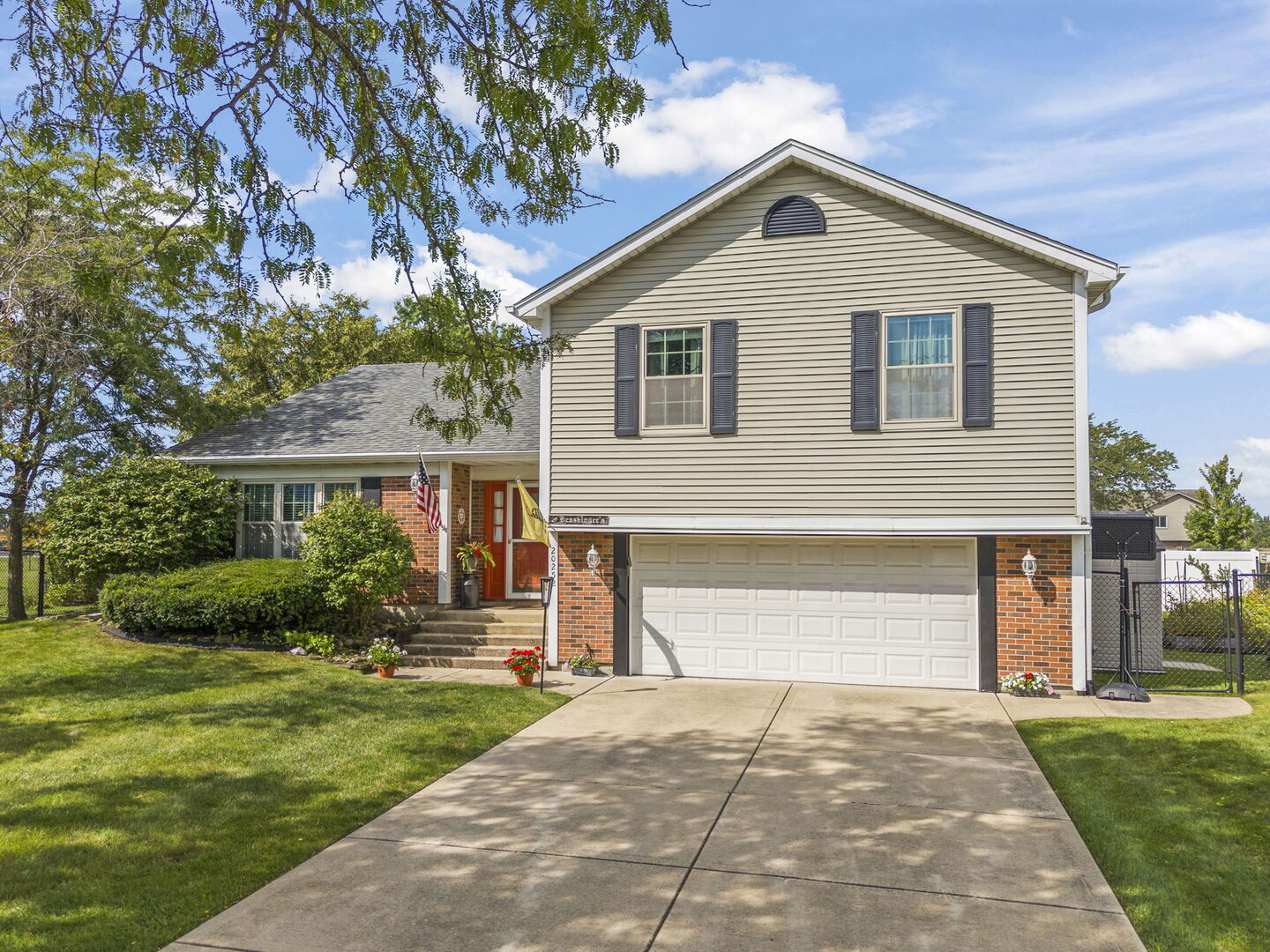 20252 Pepperwood Court, Frankfort, IL 60423