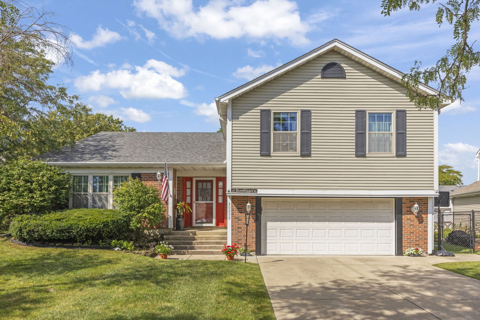 20252 Pepperwood Court, Frankfort, IL 60423