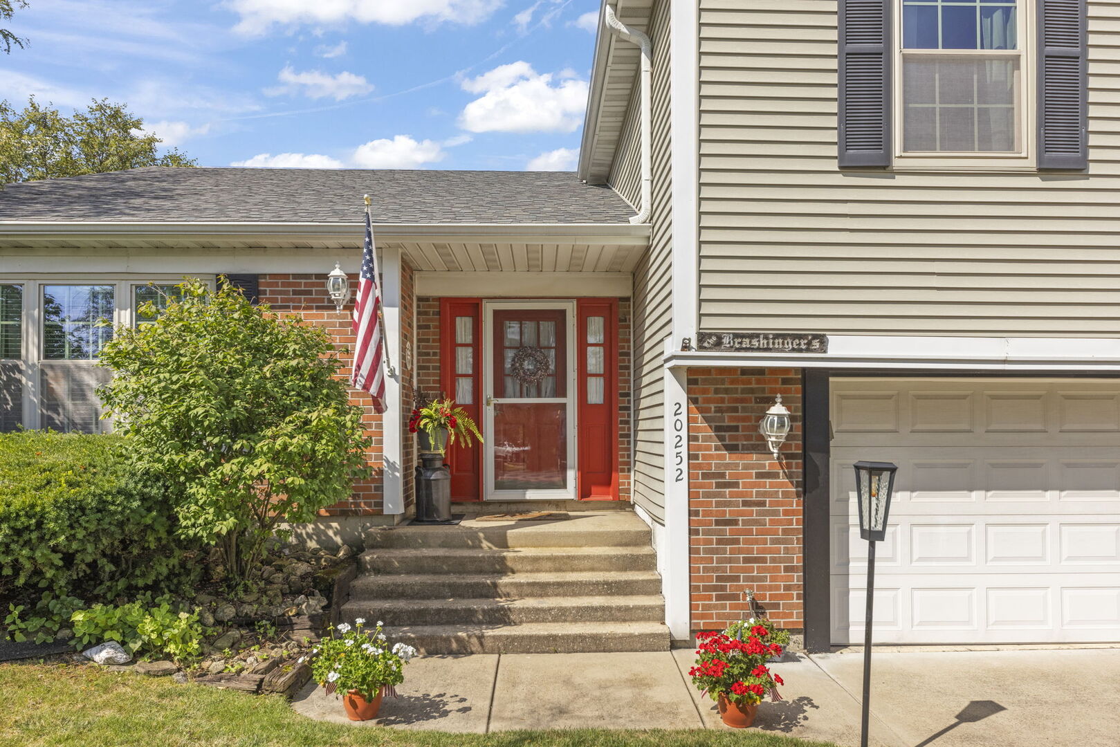20252 Pepperwood Court, Frankfort, IL 60423