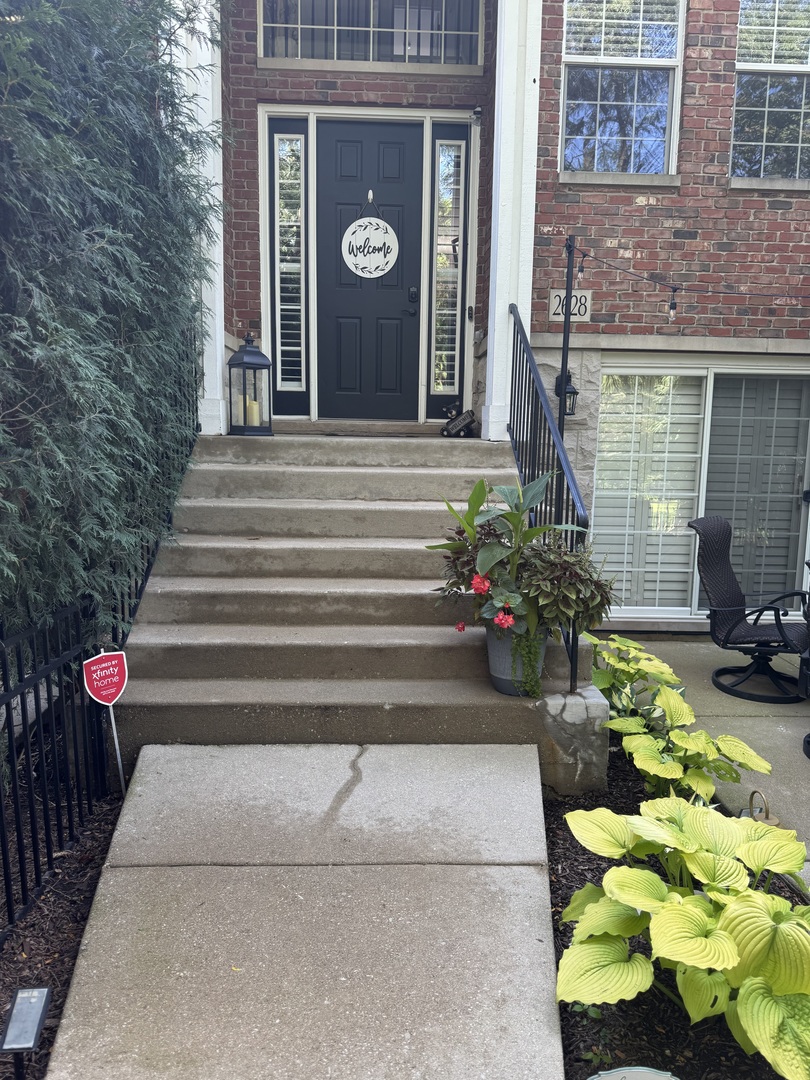 2628 Blakely Lane, Naperville, IL 60540