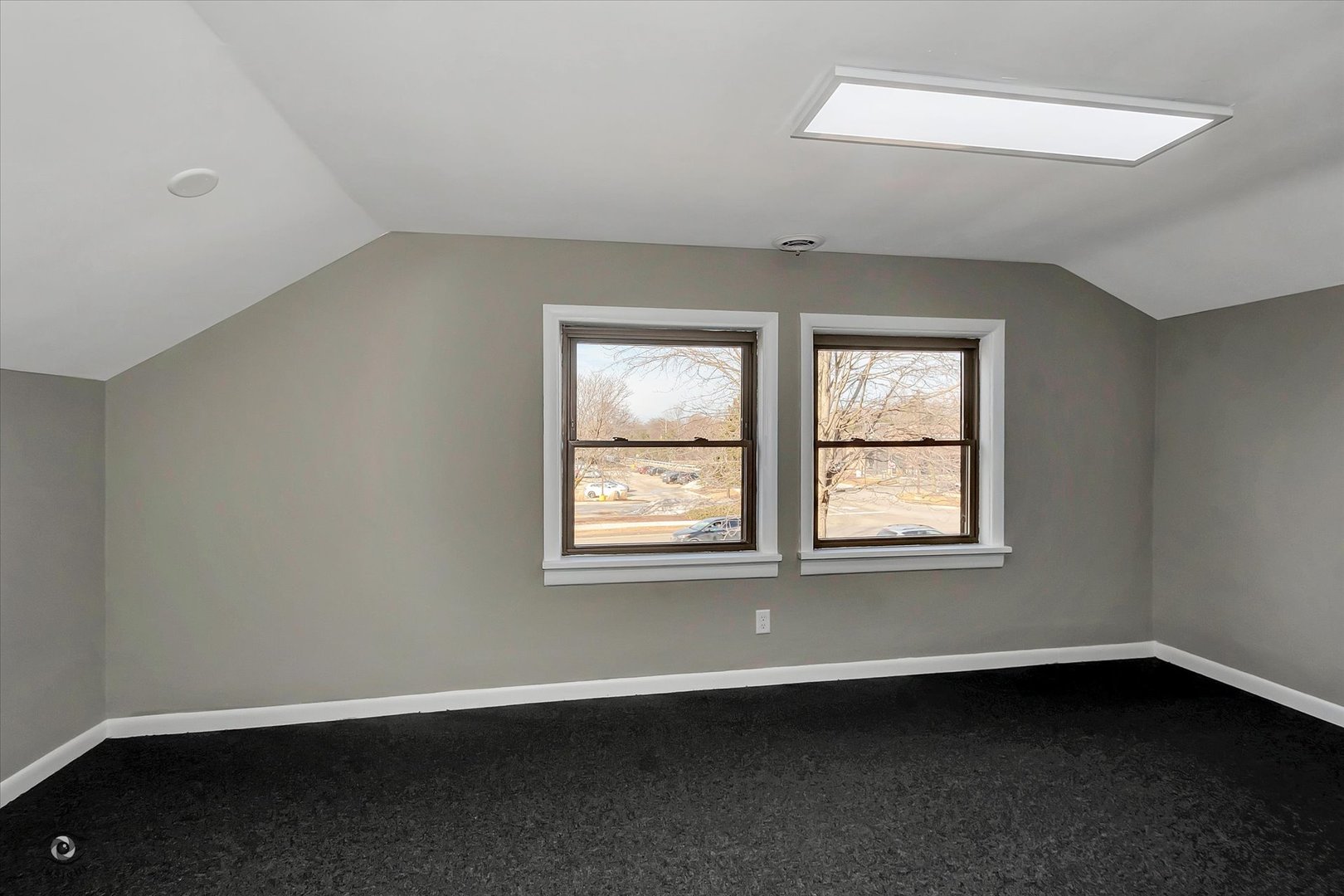 849 N Ellsworth Street, Naperville, IL 60563