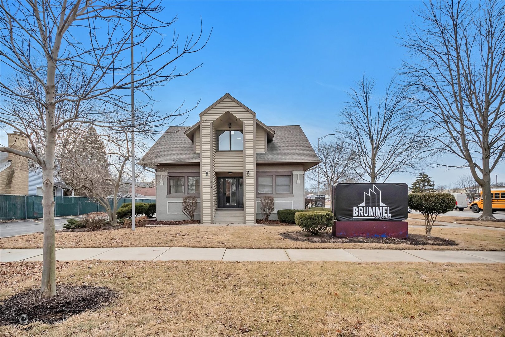 849 N Ellsworth Street, Naperville, IL 60563