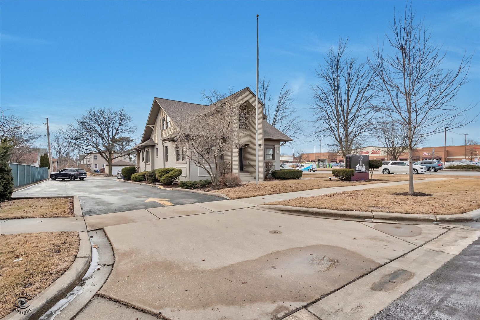 849 N Ellsworth Street, Naperville, IL 60563