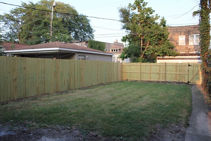 7709 S Champlain Avenue, Chicago, IL 60619