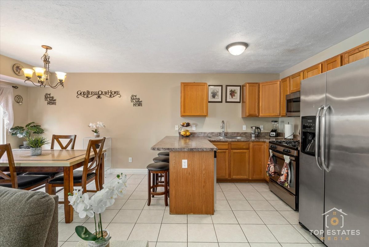 516 Fuller Lane, Belvidere, IL 61008
