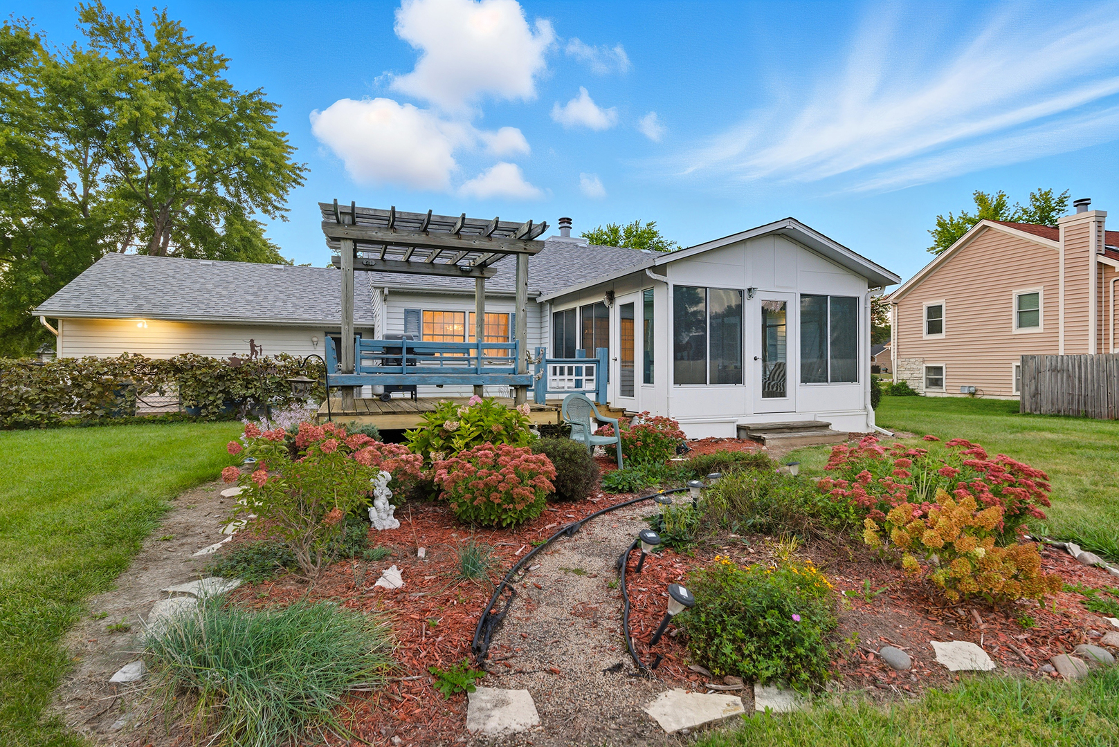 1203 Holiday Drive, Somonauk, IL 60552