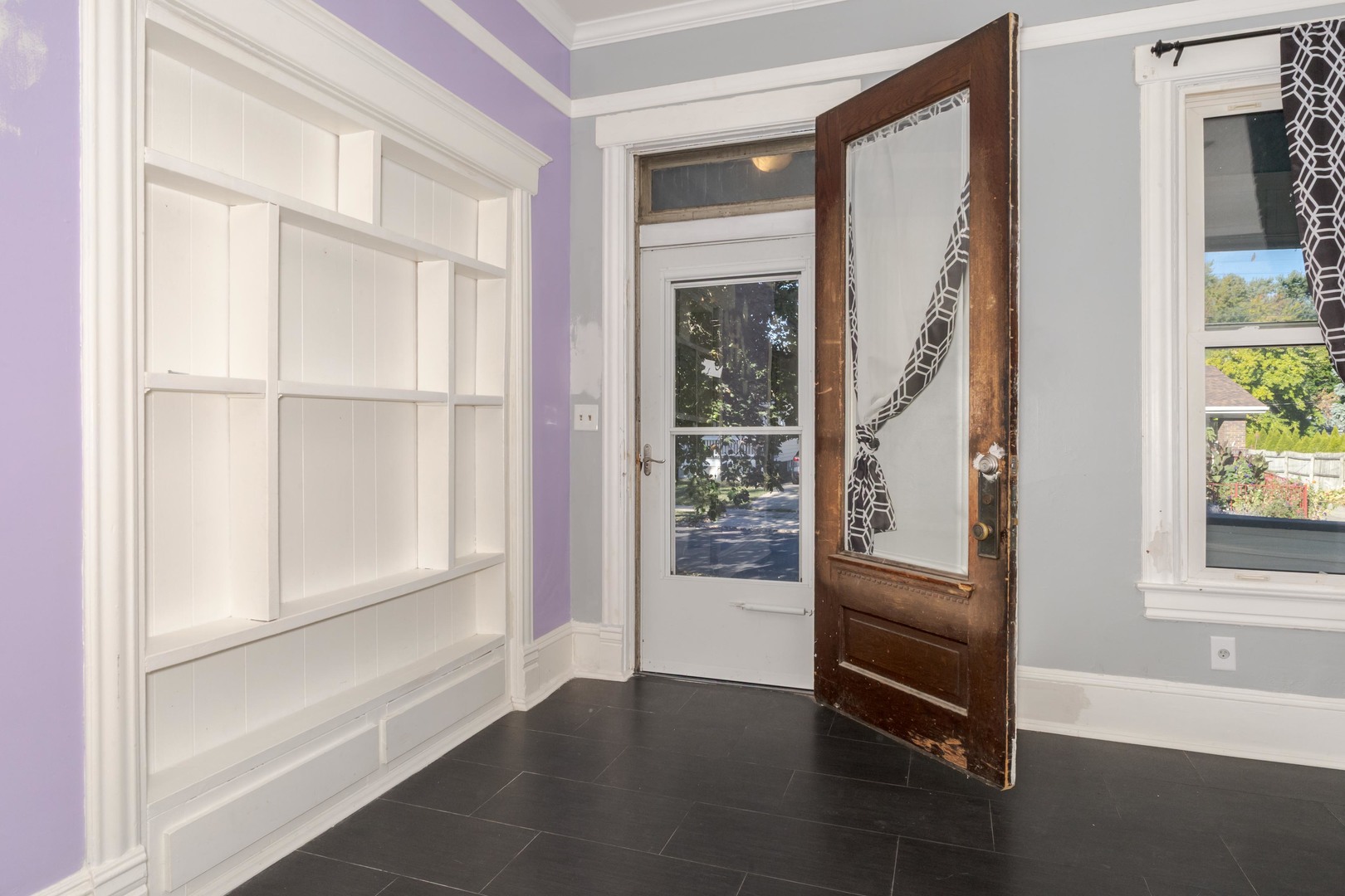 904 S Madison Street, Bloomington, IL 61701