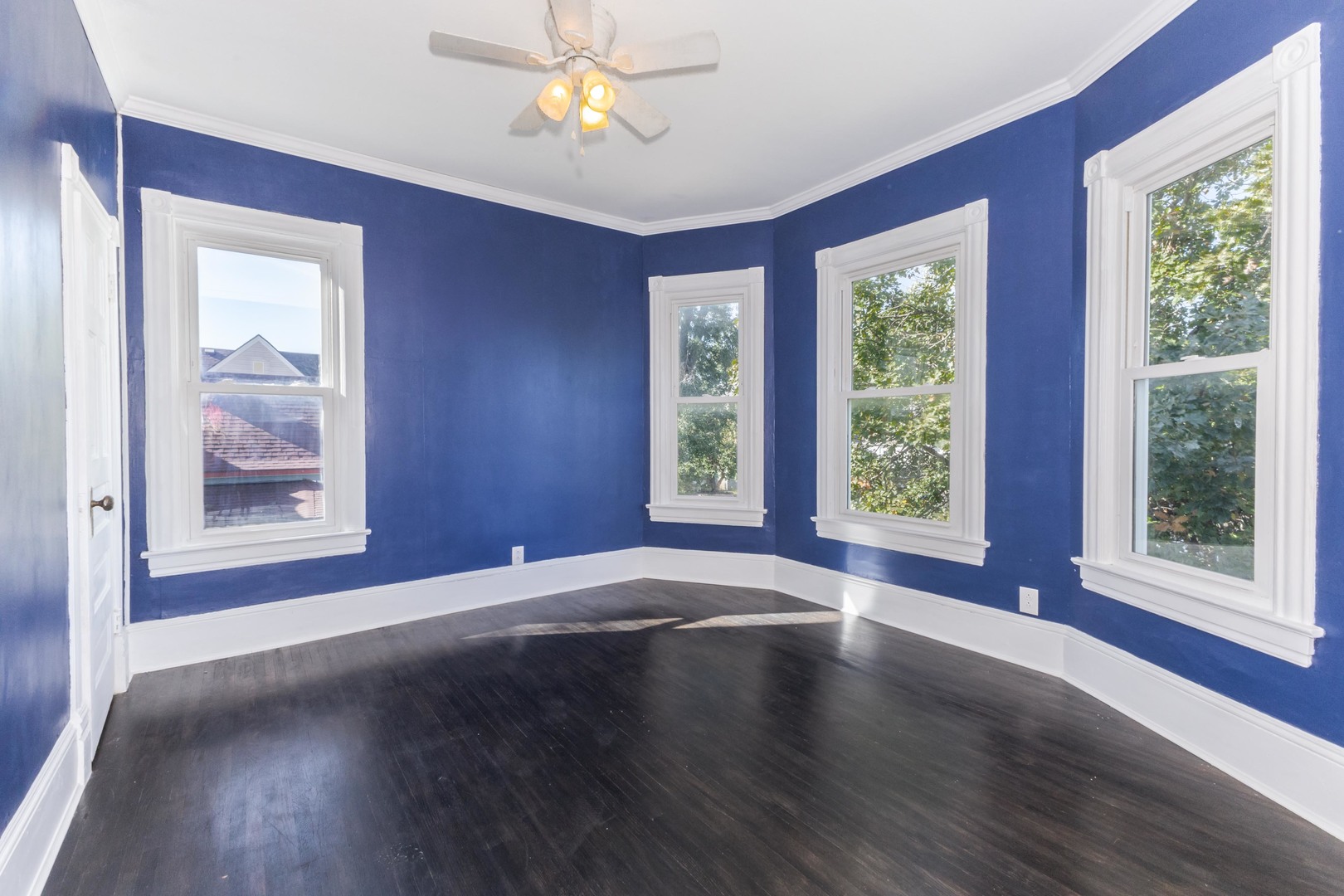 904 S Madison Street, Bloomington, IL 61701