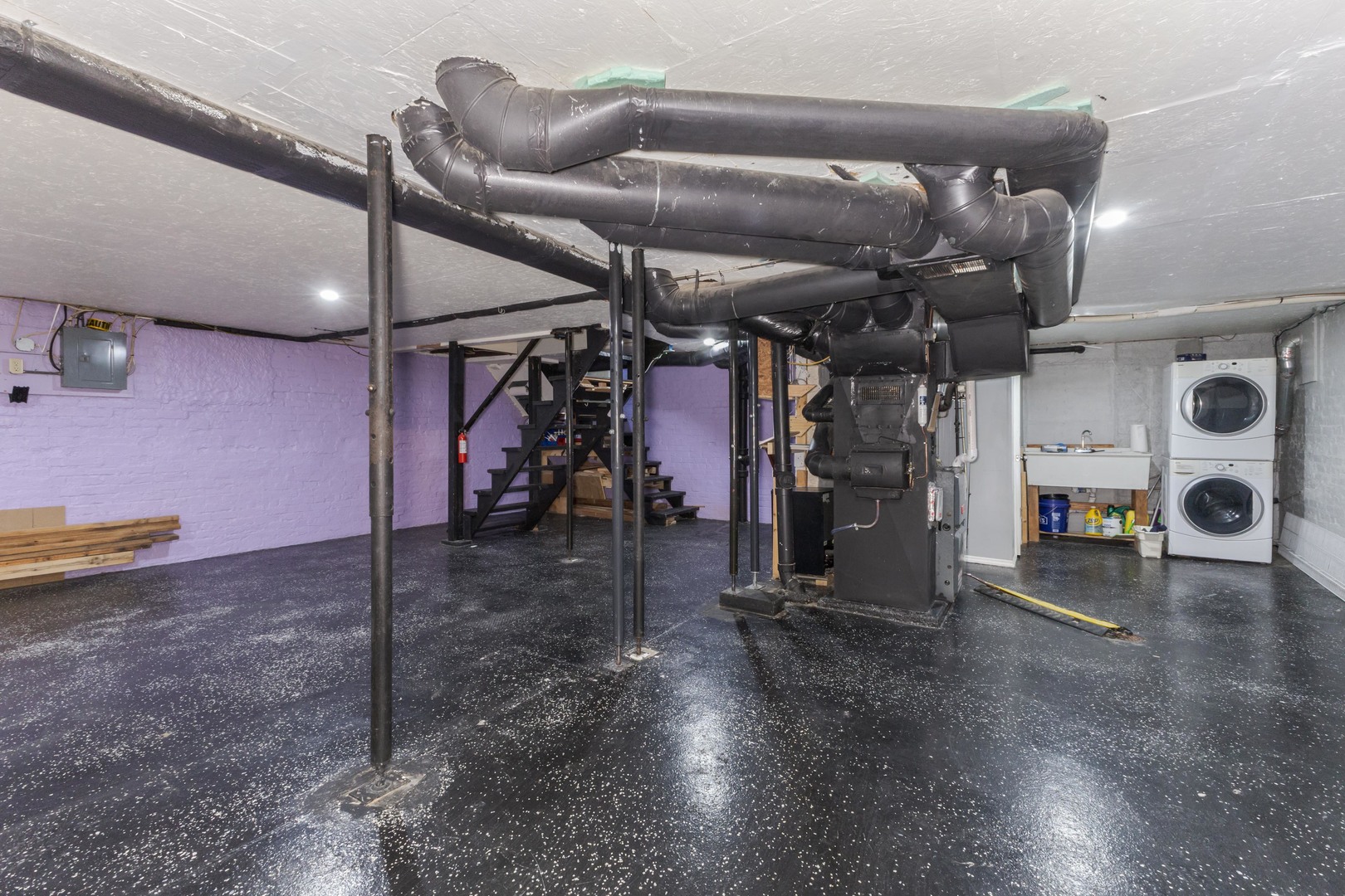 904 S Madison Street, Bloomington, IL 61701