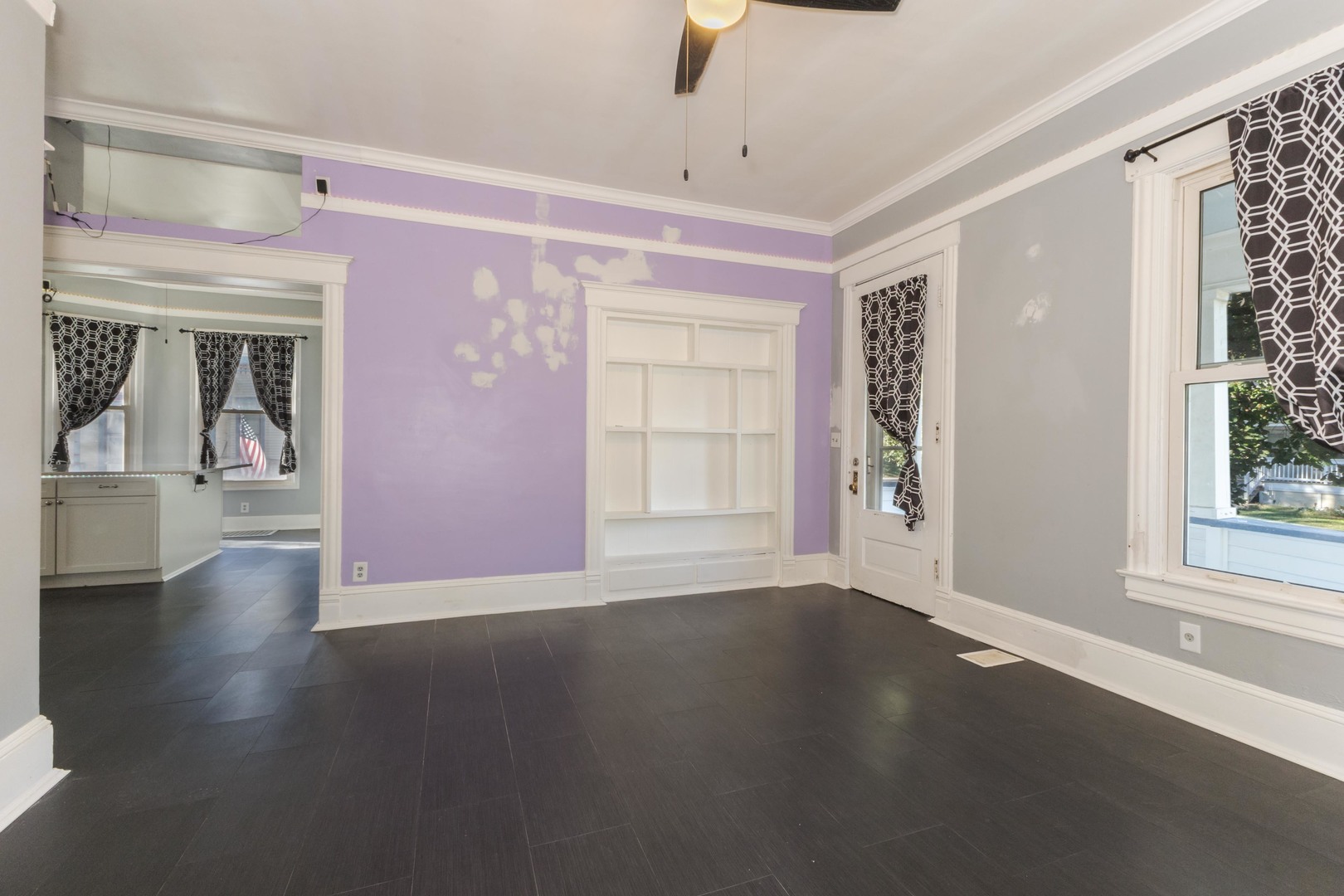 904 S Madison Street, Bloomington, IL 61701