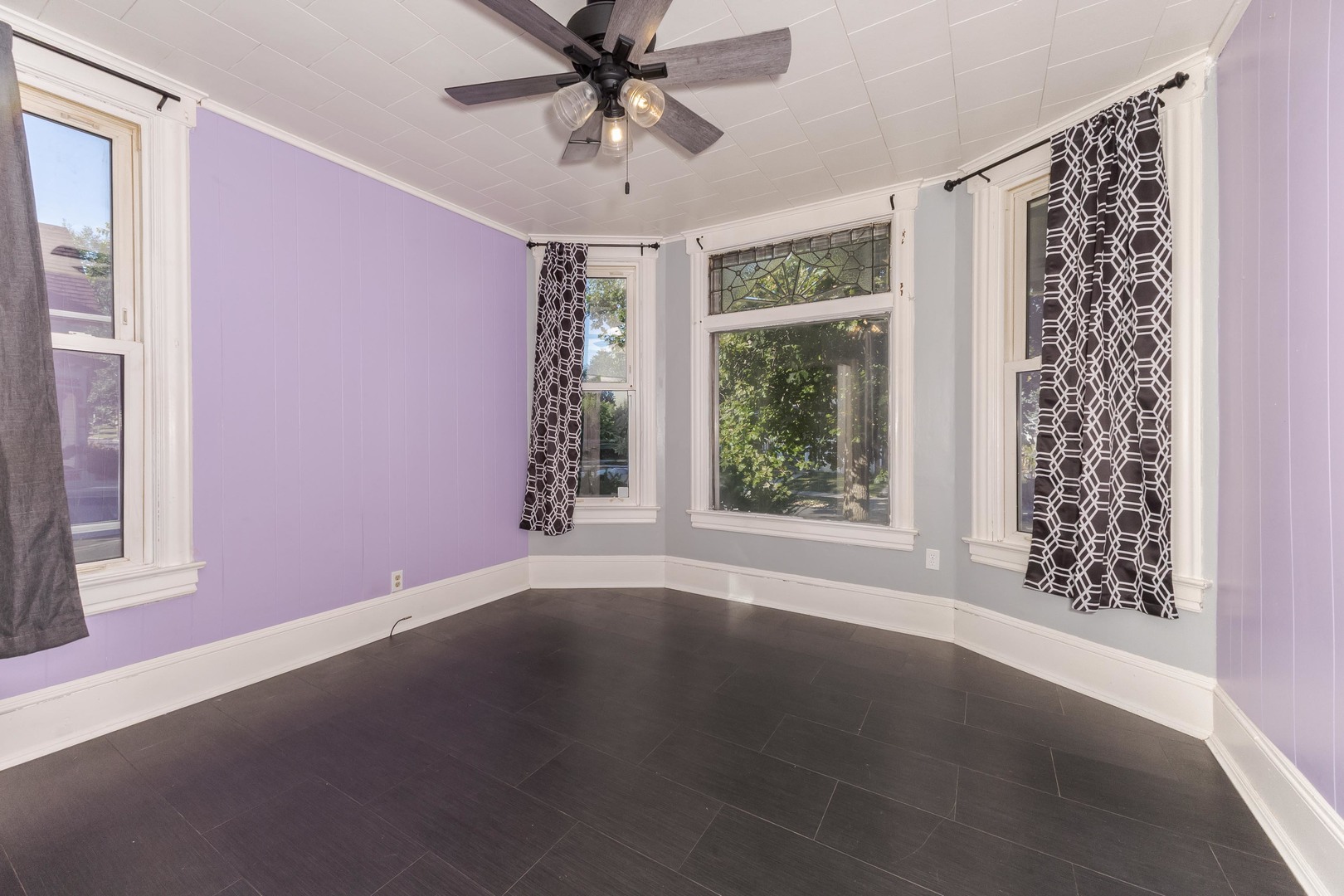 904 S Madison Street, Bloomington, IL 61701