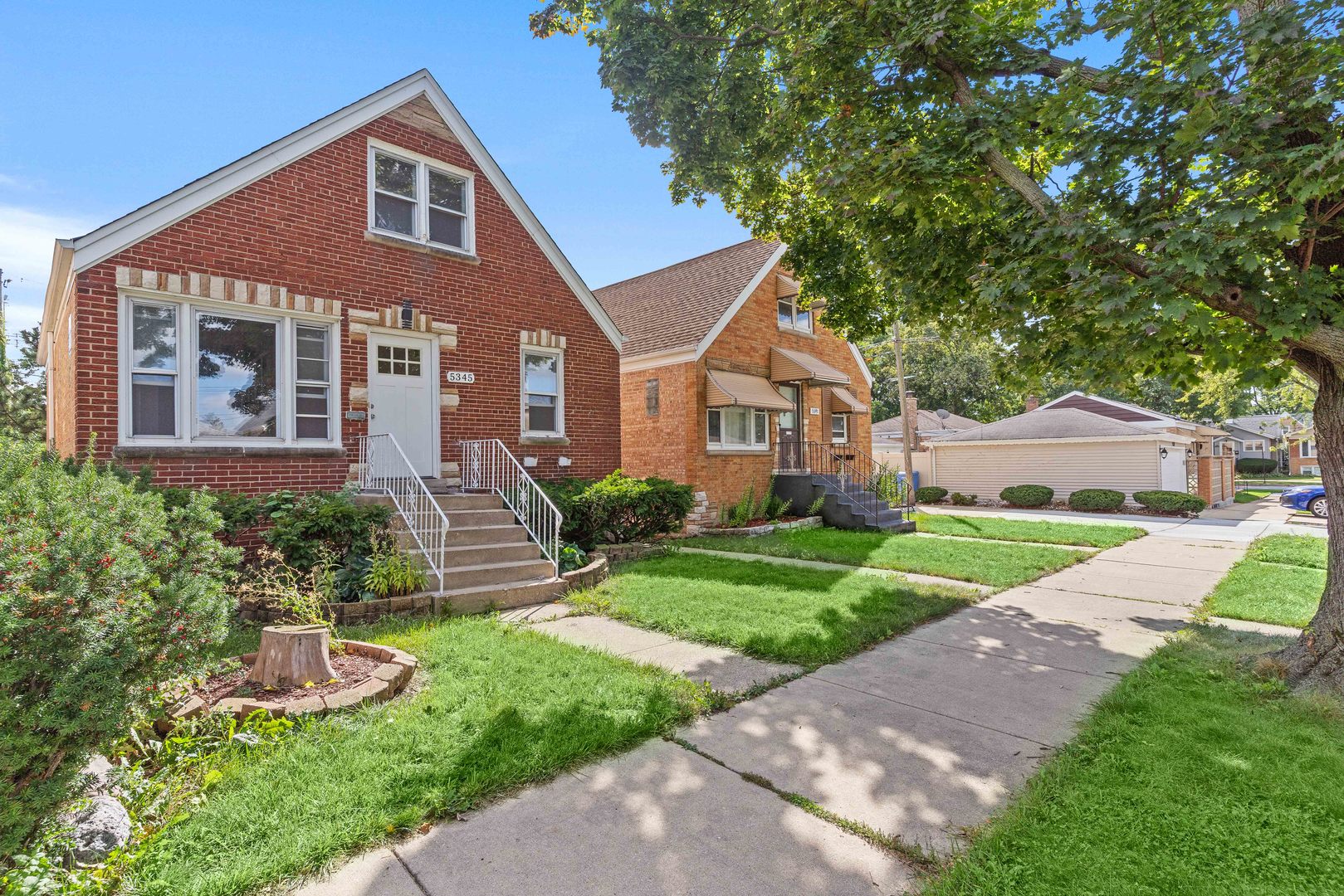 5345 N Neva Avenue, Chicago, IL 60656