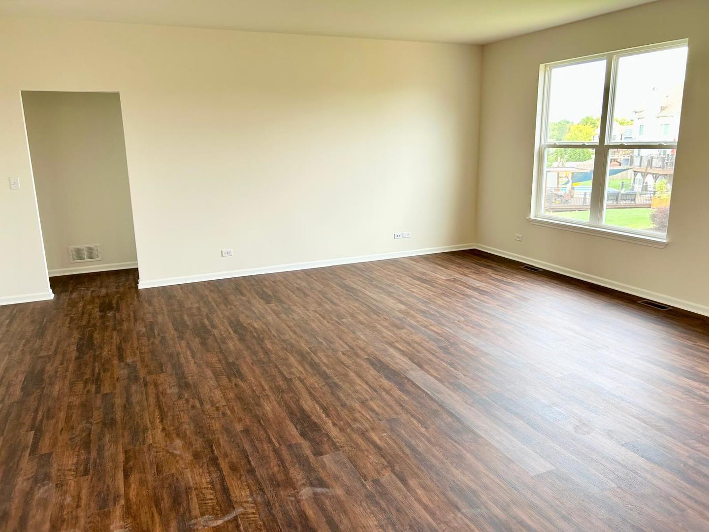 2310 Truman Trail, McHenry, IL 60051