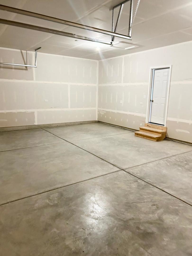 2310 Truman Trail, McHenry, IL 60051