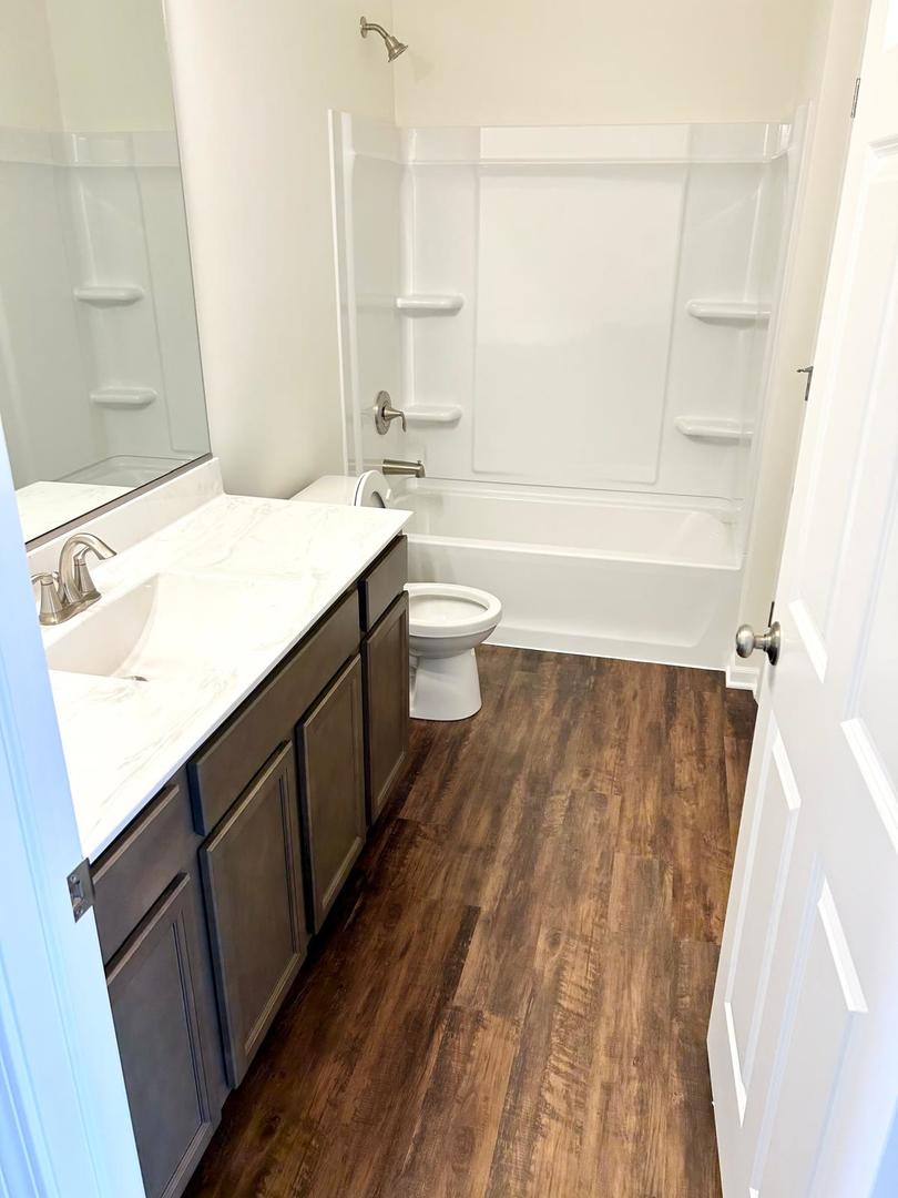 2310 Truman Trail, McHenry, IL 60051