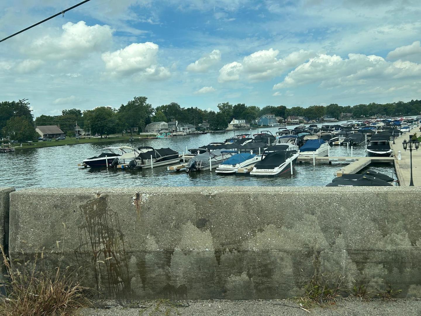 2310 Truman Trail, McHenry, IL 60051