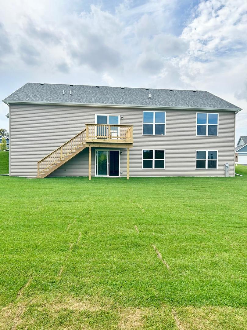 2310 Truman Trail, McHenry, IL 60051