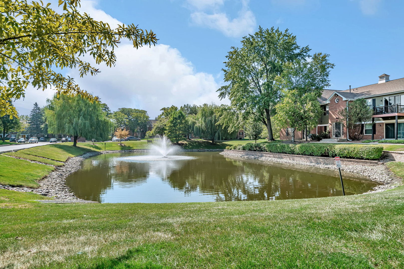 1332 Mc Dowell Road #104, Naperville, IL 60563