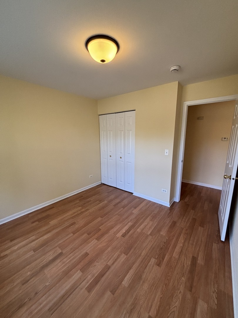 1163 N Red Oak Circle #4, Round Lake Beach, IL 60073