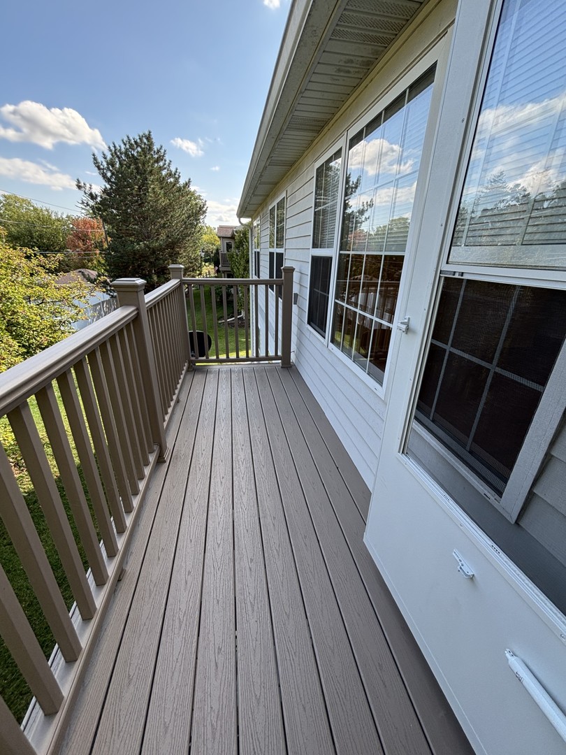 1163 N Red Oak Circle #4, Round Lake Beach, IL 60073