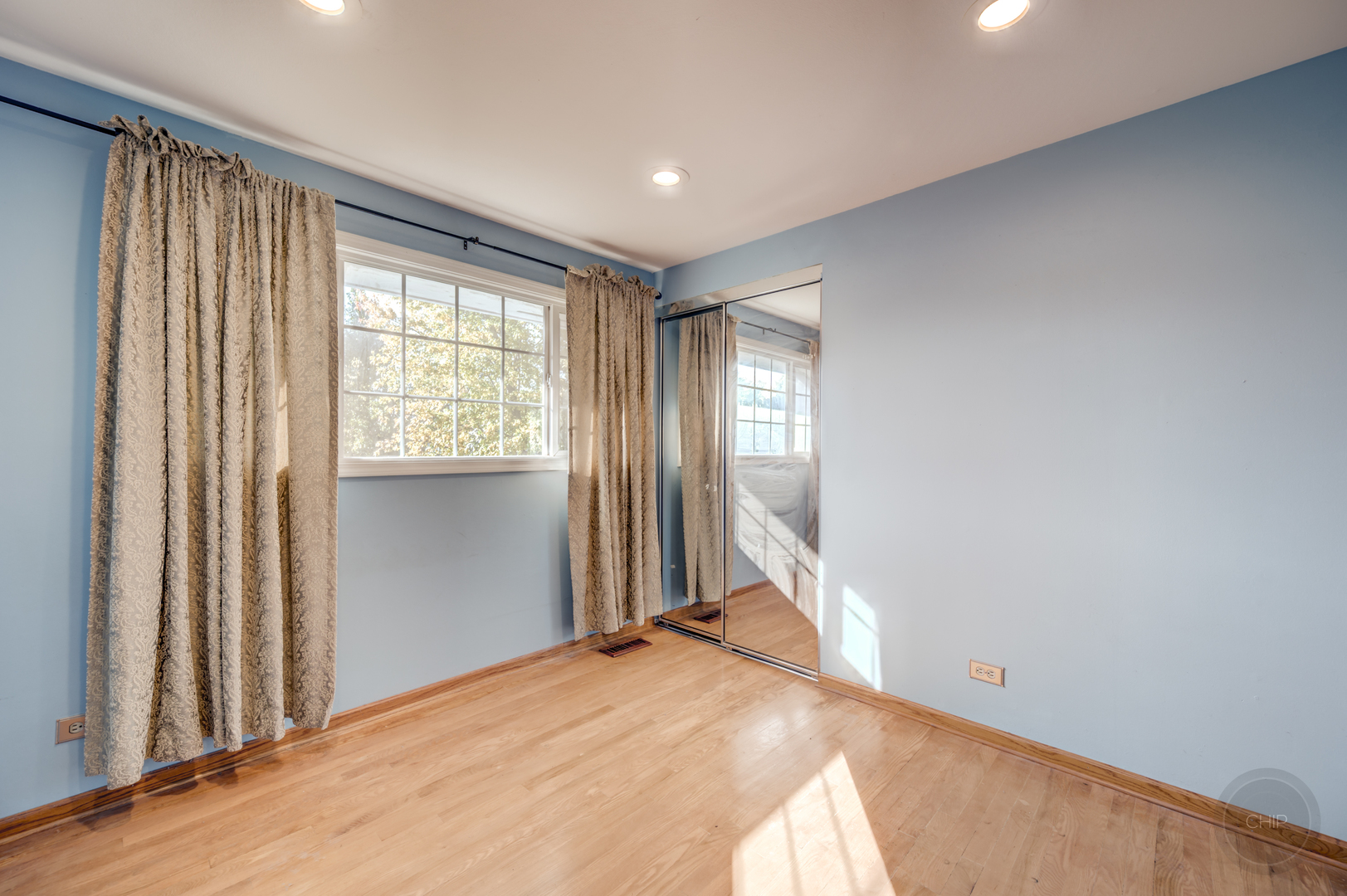 1601 Kingston Lane, Schaumburg, IL 60193