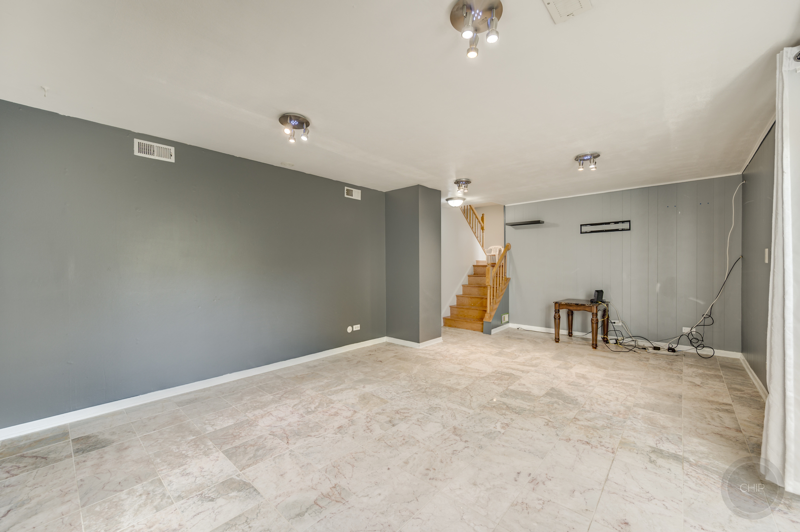 1601 Kingston Lane, Schaumburg, IL 60193