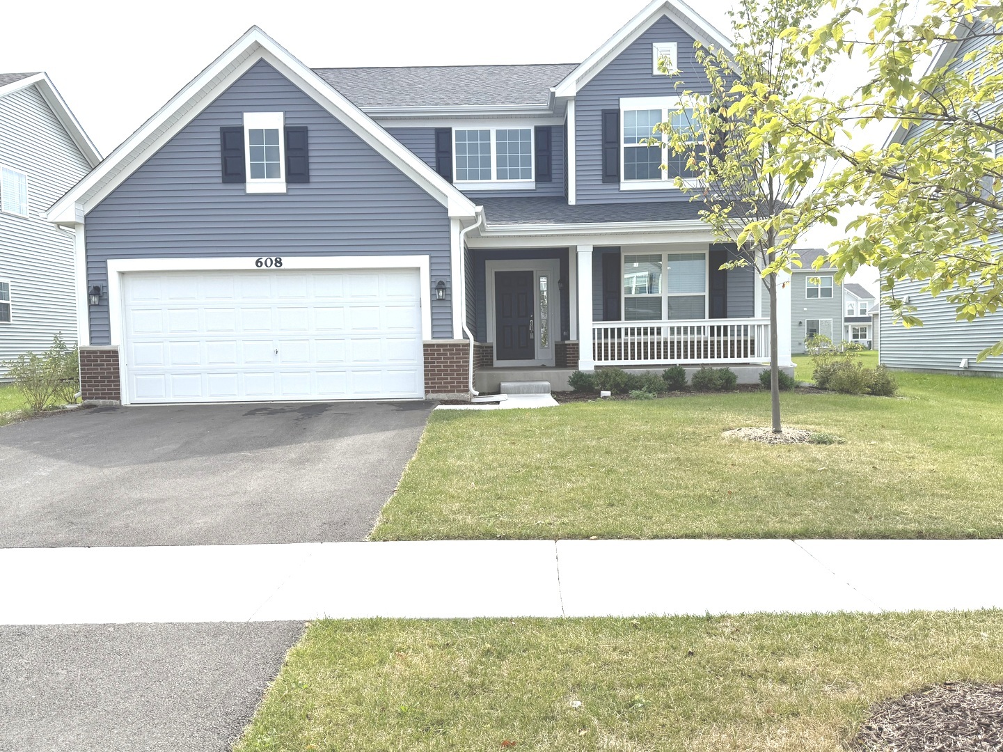 608 Henry Lane, Oswego, IL 60543