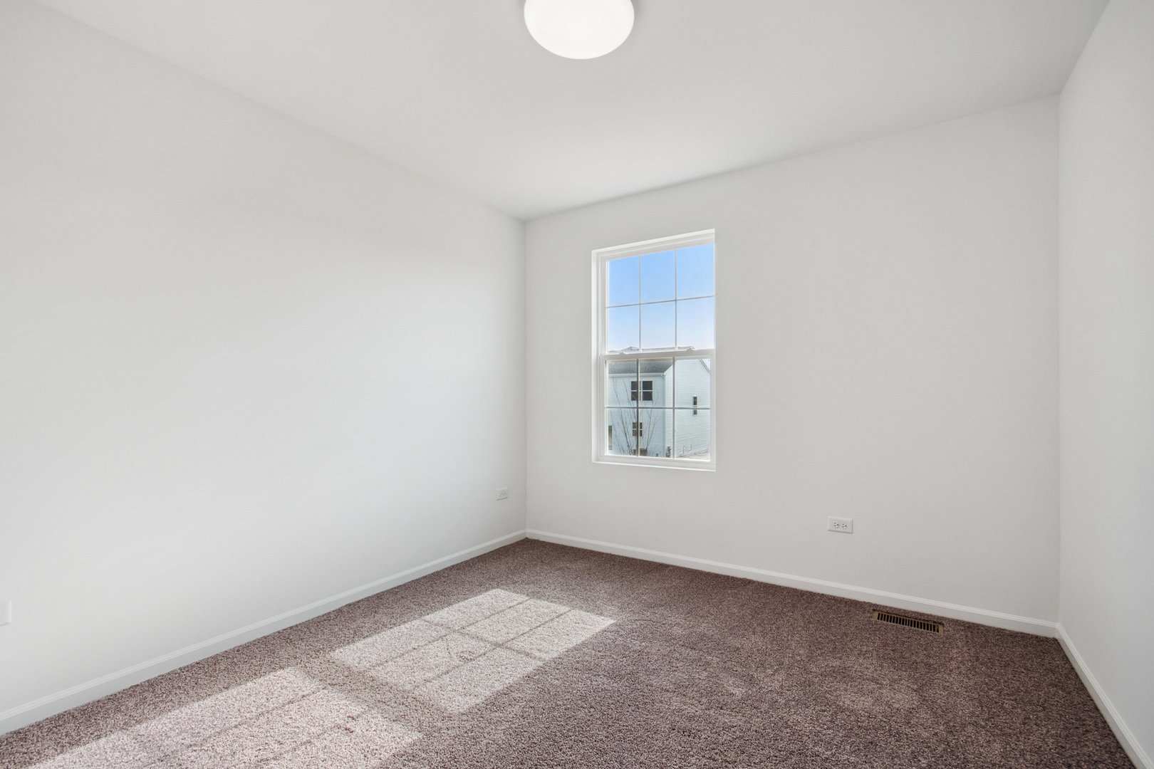 608 Henry Lane, Oswego, IL 60543