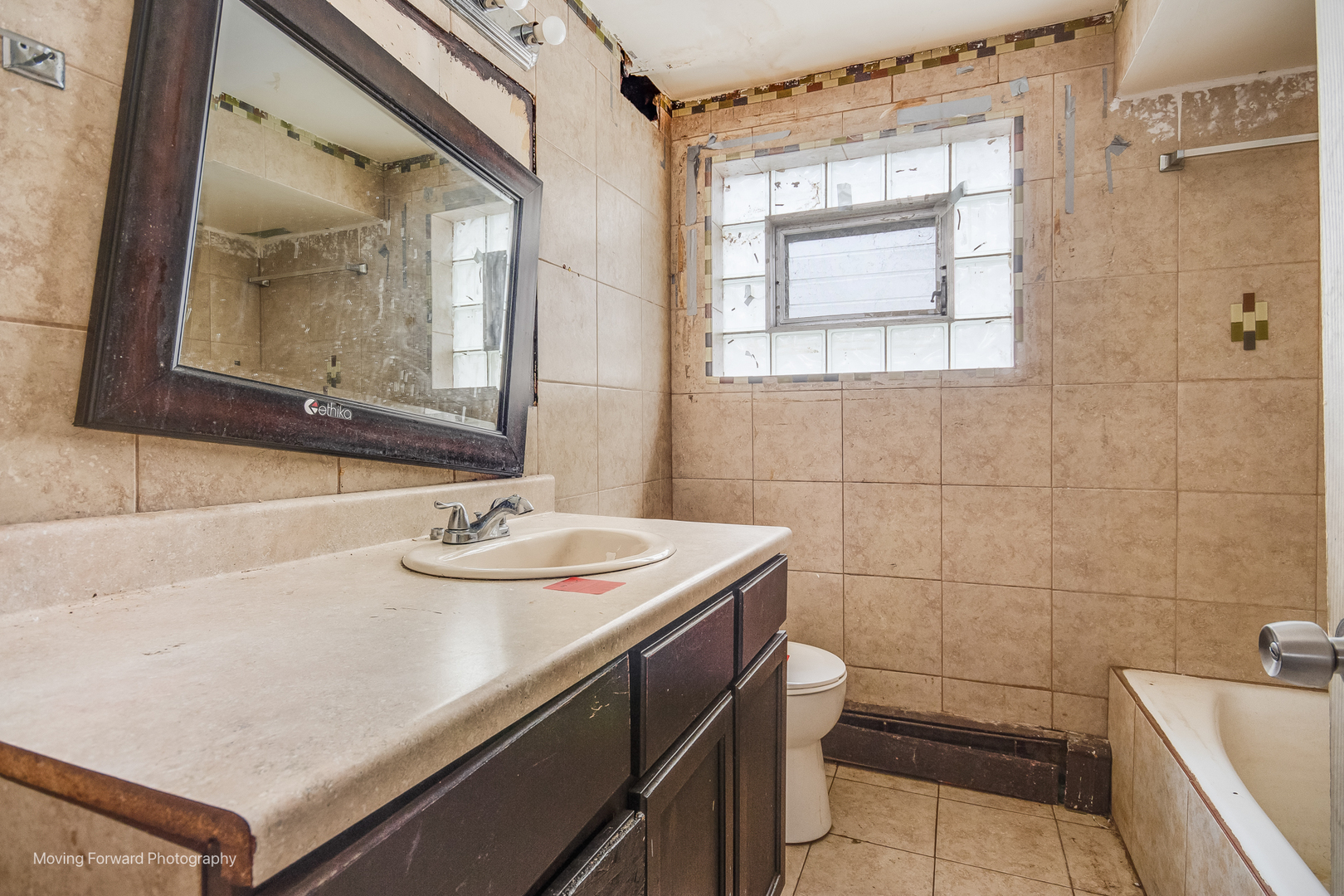 10534 S Wentworth Avenue, Chicago, IL 60628