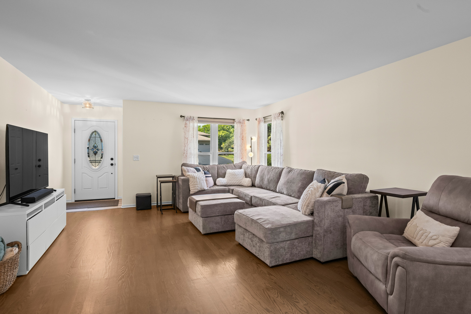 0S579 Robbins Street, Winfield, IL 60190