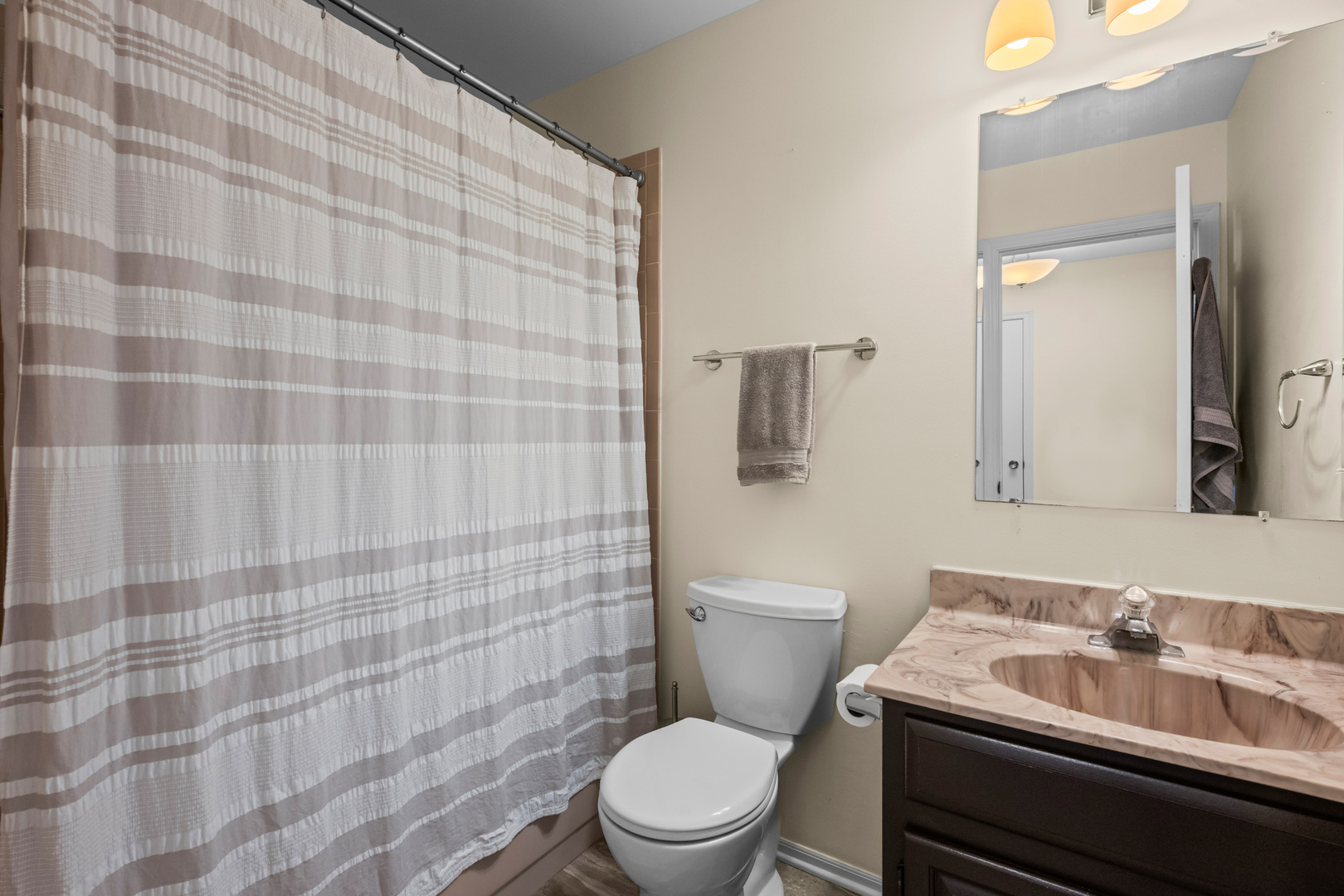 0S579 Robbins Street, Winfield, IL 60190