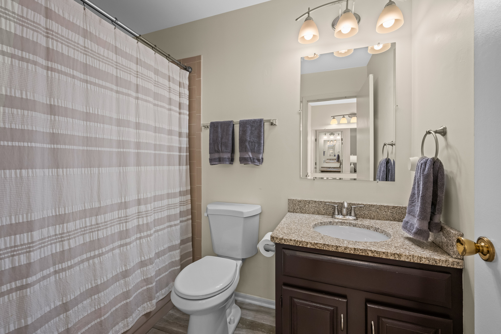 0S579 Robbins Street, Winfield, IL 60190