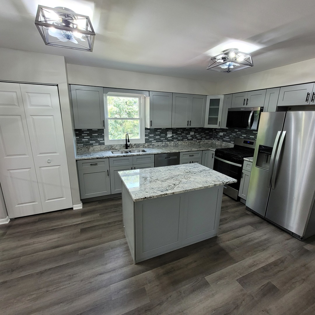 22119 Hillside Drive, Richton Park, IL 60471