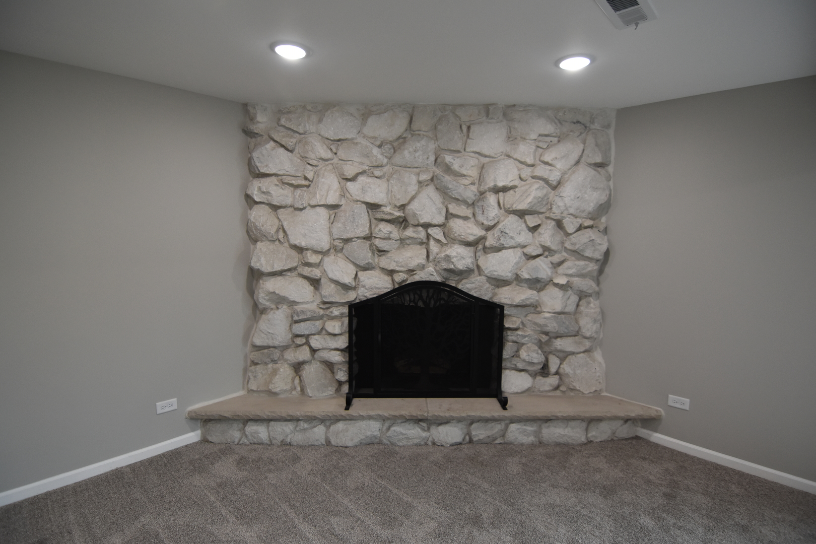 22119 Hillside Drive, Richton Park, IL 60471