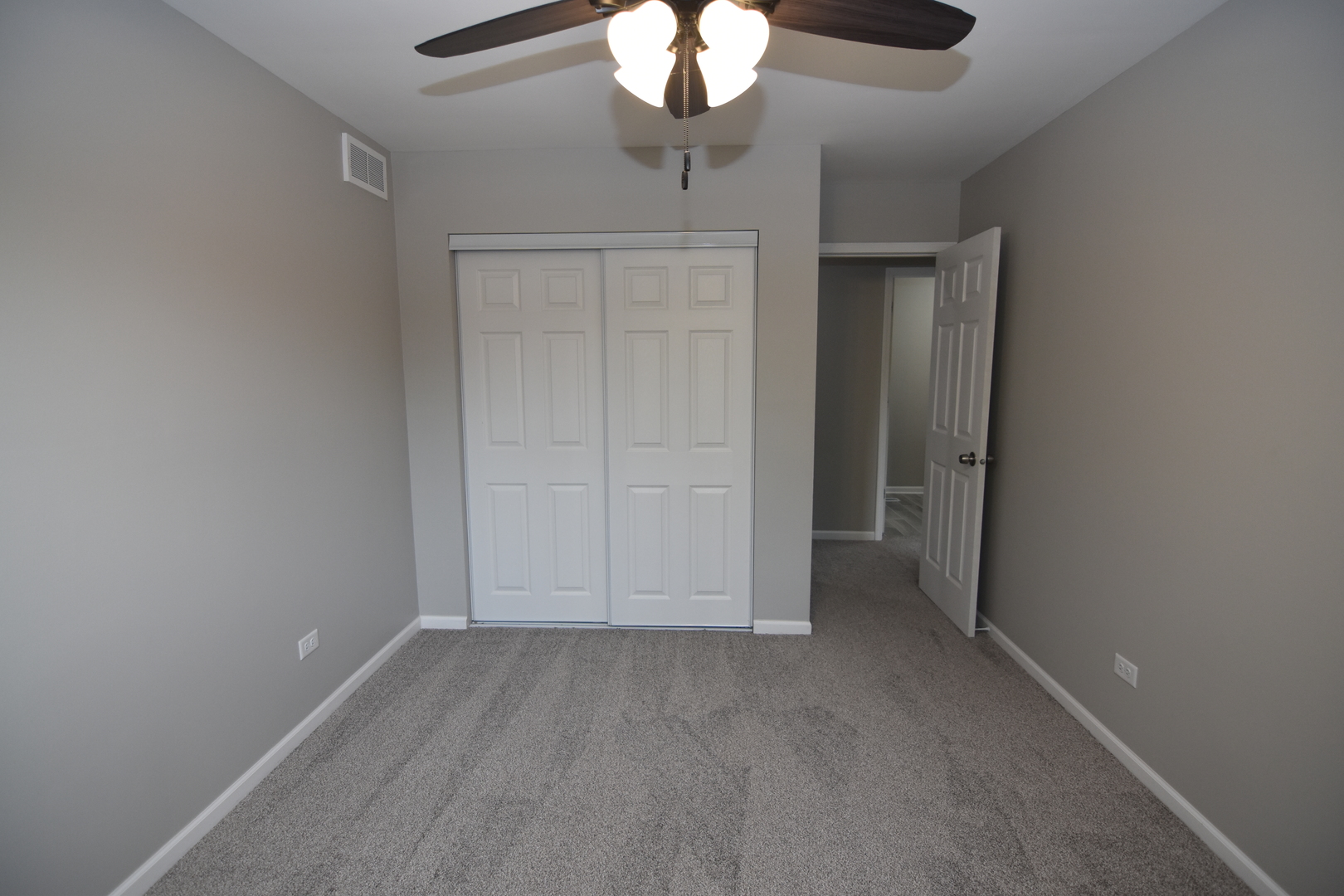 22119 Hillside Drive, Richton Park, IL 60471