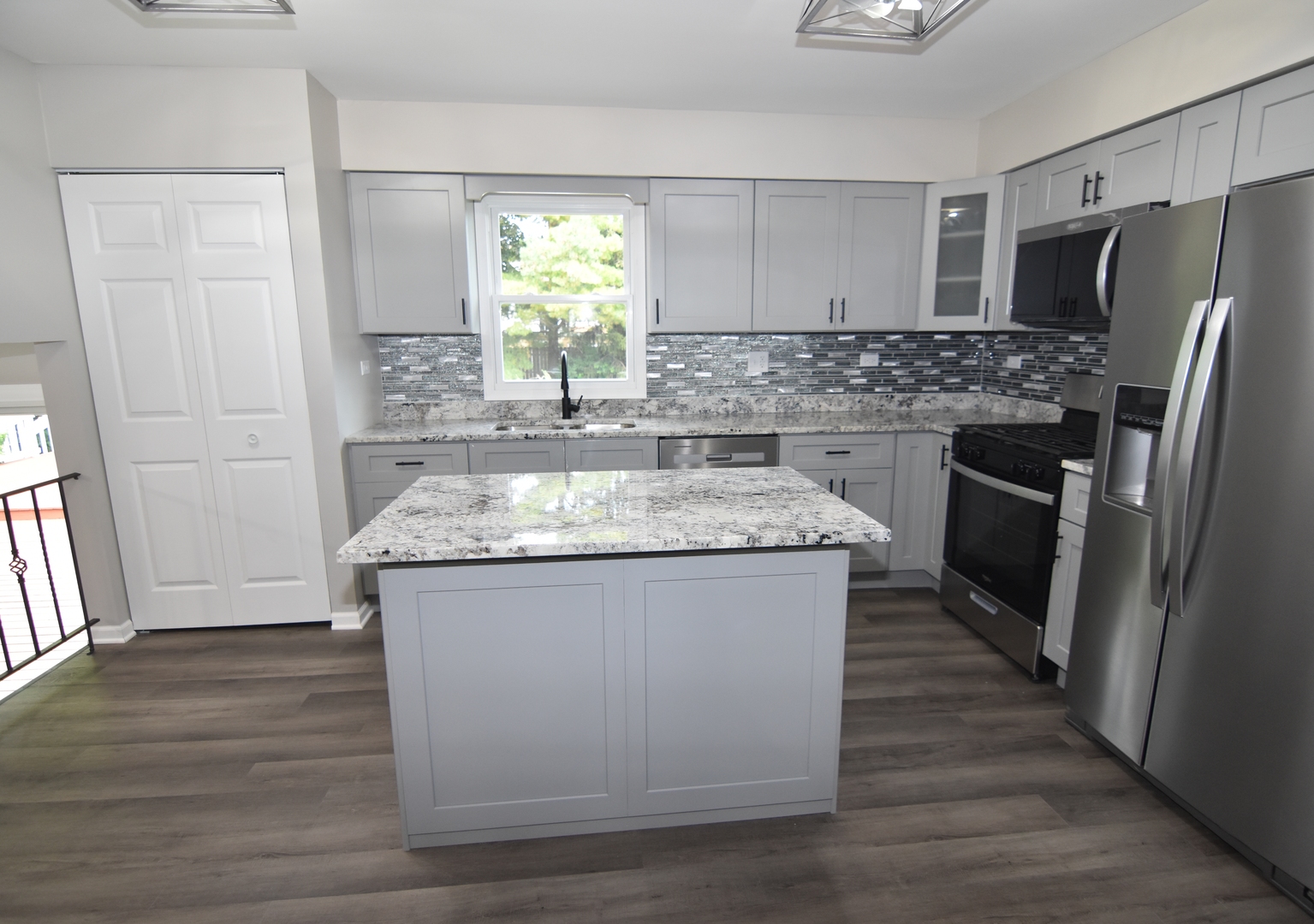 22119 Hillside Drive, Richton Park, IL 60471