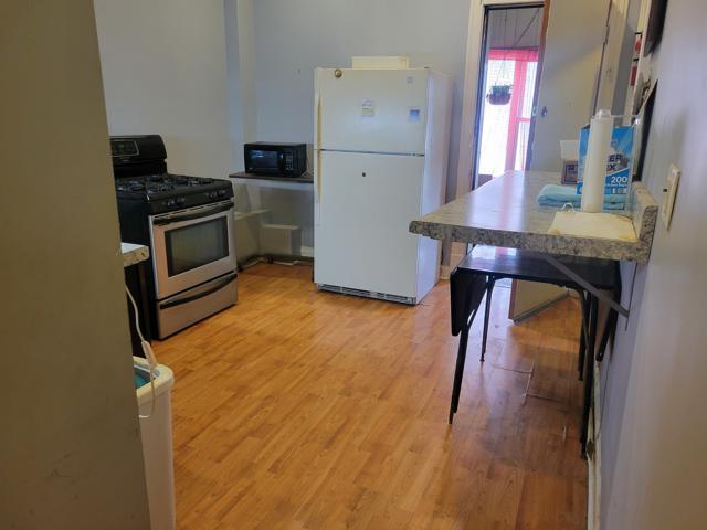 7125 S Cornell Avenue, Chicago, IL 60649